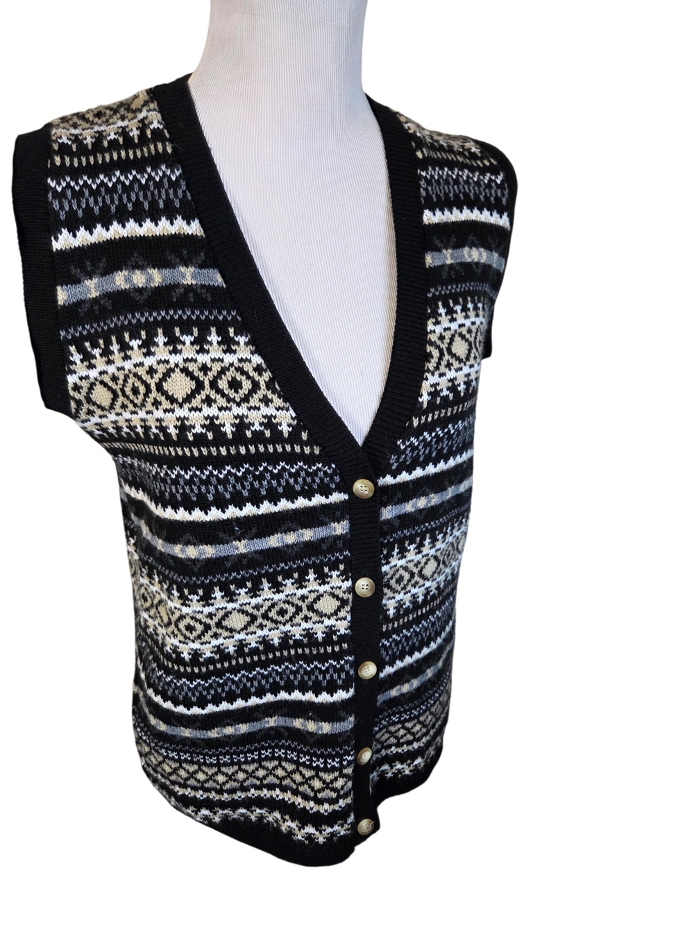 Black Patterned Knit Button-Front Sweater Vest Size M